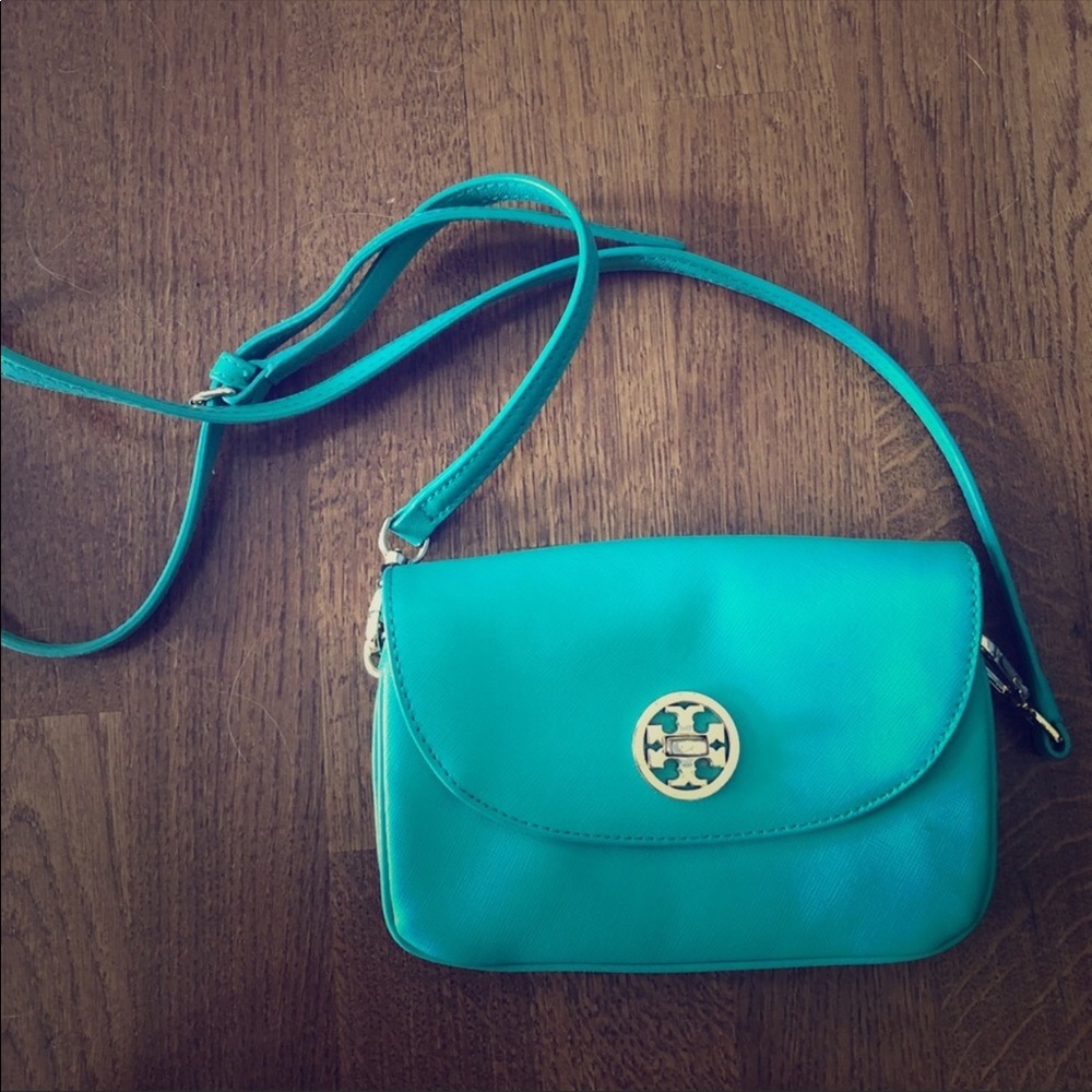 Tiffany blue Tory Burch bag
